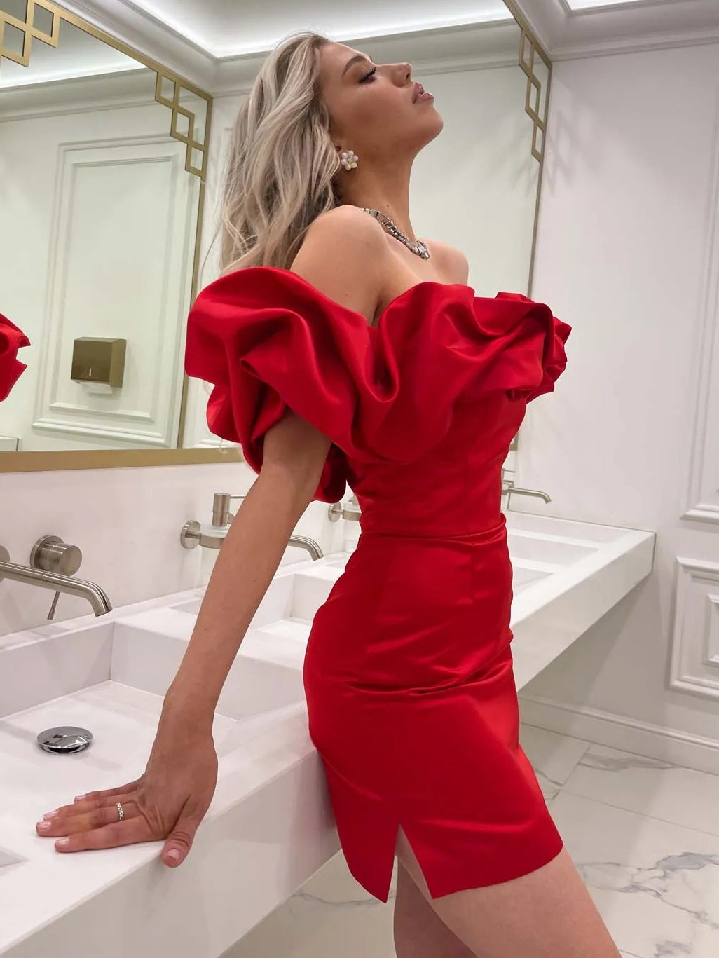 Slash Neck Red Bodycon Dress – Elegant Party & Beach