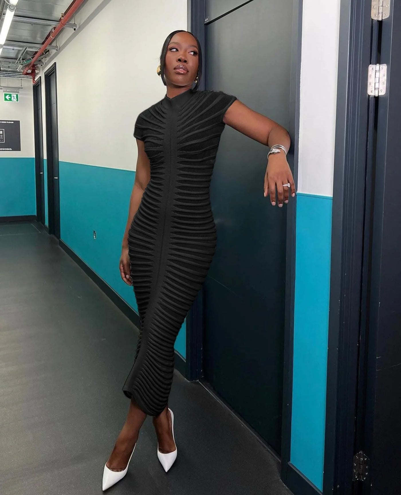 Short Sleeve Bodycon Maxi Dress – Elegant Summer Party Outfit
